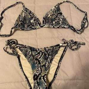 NWOT Blue Snake Skin Bikini